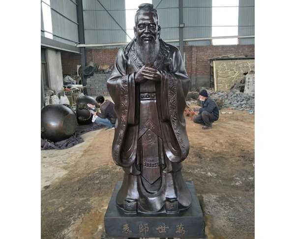 玻璃鋼人物雕塑有什么特點(diǎn)呢？