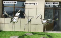 城市不銹鋼景觀(guān)雕塑怎樣設(shè)計(jì)？